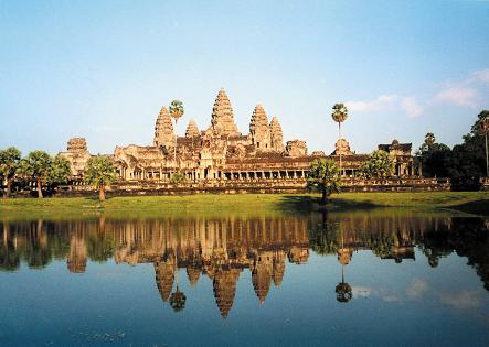 Holiday Fans travel the World RTW -family activities Budget Travel History of Siem Reap