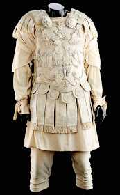 Joaquin Phoenix Commodus arena costume Gladiator