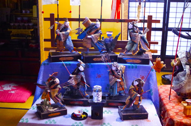 「武者人形（Musyaningyo=武士人偶)」