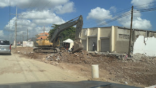 Empresarios de la carretera de San Isidro denuncian atropello por parte de empresa contratista de MOPC *