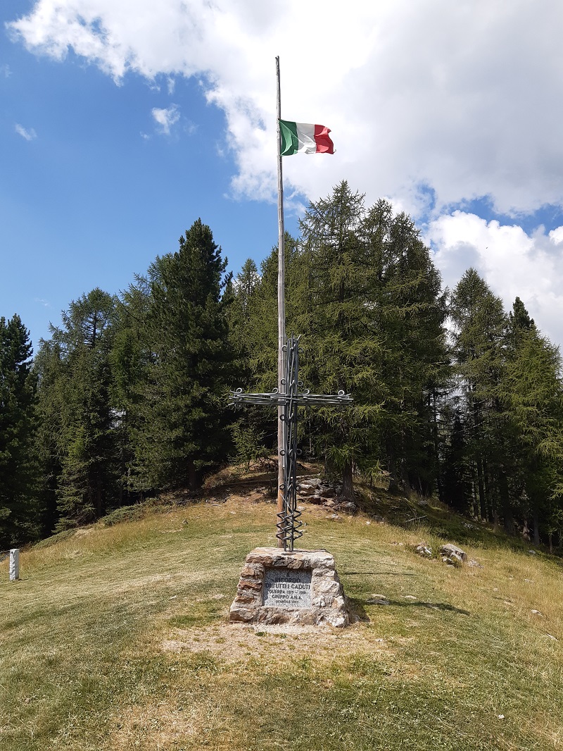 Monumento a ricordo di tutti i caduti della guerra