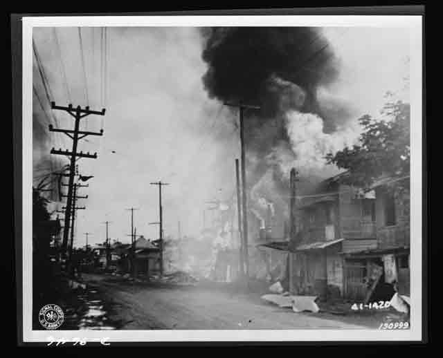 Japanese bombing the Philippines on 13 December 1941 worldwartwo.filminspector.com