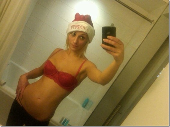 Lexi-Swallow-hot-self-camera-7