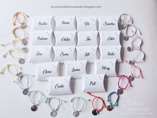 pulsera chapita grabada amigas novia arcoiris