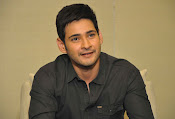 Mahesh Babu stylish photos-thumbnail-1