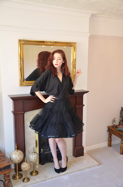Black tulle and net three tiered petticoat from upcycled gothic skirt retro 1950s style underskirt tutu sewing tutorial DIY fashion blog