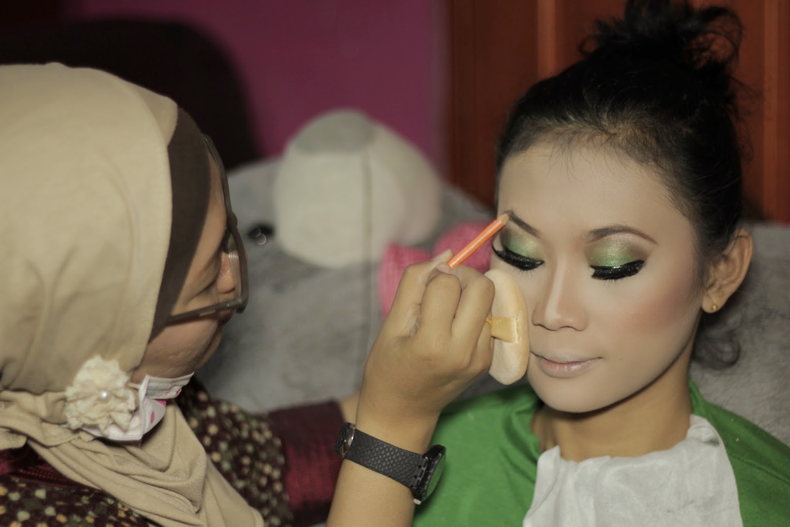 Kumpulan Video Tutorial Make Up Pengantin Sunda Hitsmakeup