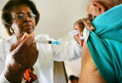 Tiêm phòng vắc xin hàng năm