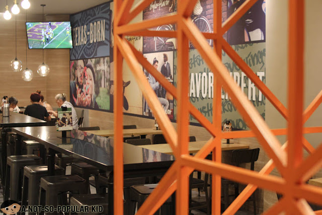 Wingstop interior in Glorietta Complex, Makati