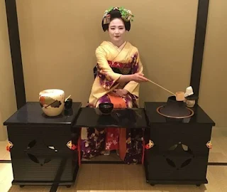 Geisha Jepang