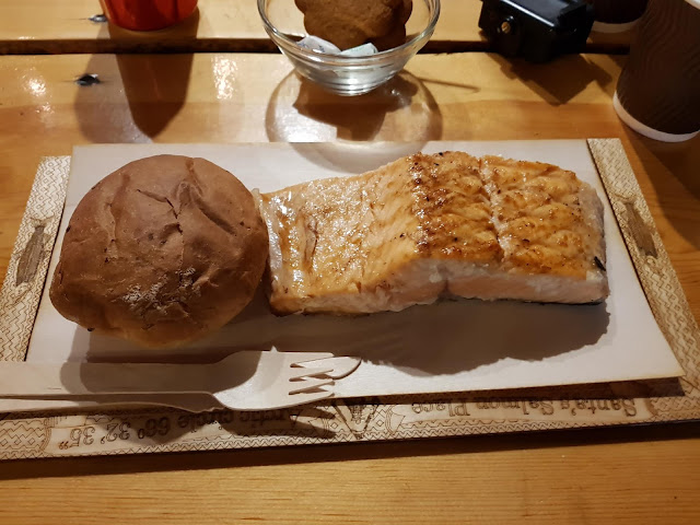 Santa's Salmon-Villaggio di Babbo Natale-Rovaniemi