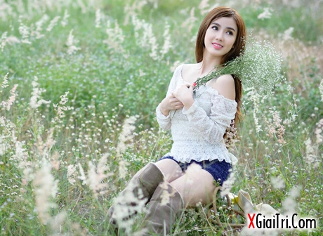 Linh Napie trắng nõn nà