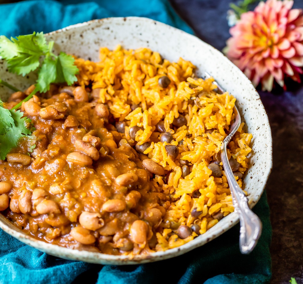 MOM'S AUTHENTIC UERTO RICAN RICE AND BEANS #LUNCH # ...