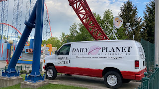 Daily Planet Truck Superman The Ride Decoration Six Flags New England