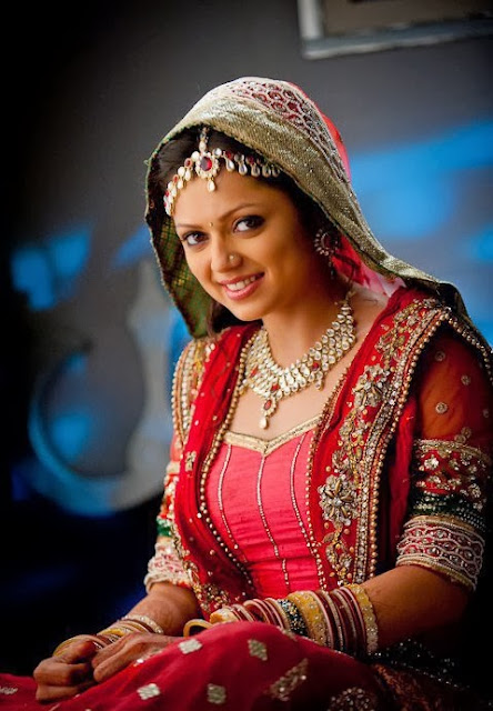 Drashti Dhami HD Wallpapers Free Download