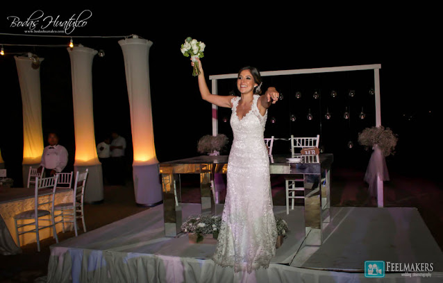 boda en playa, beach wedding, Oaxaca, México, Bodas Huatulco, Wedding Planner