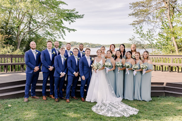 Spring Waterfront Wedding at London Town and Gardens in Edgewater, MD photographed by Maryland Wedding Photography Heather Ryan Photography