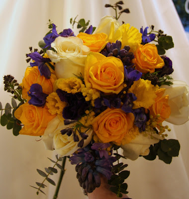 How can I make Blue and Yellow w a little orange rustic wedding