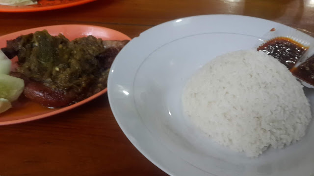 Nikmatnya nasi bebek