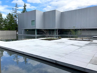 長野県信濃美術館・東山魁夷館　長野県長野市