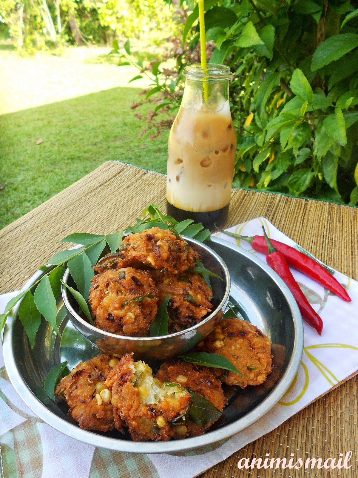 Vadai / Vadey / Magelek & 3 Layer Tea  a N i M