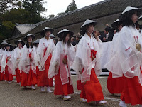 風俗行列、安土桃山時代6年生による「出雲の巫女姿列」