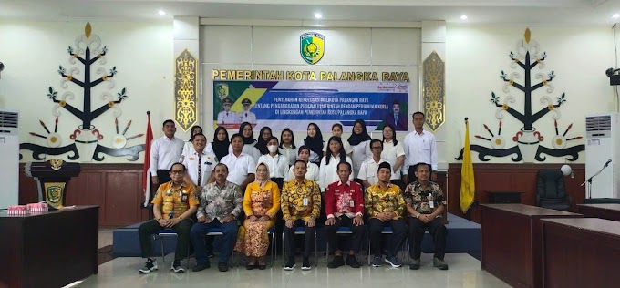 WALIKOTA PALANGKA RAYA SERAHKAN SK PPPK TENAGA KESEHATAN