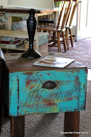 Fun side table ideas http://bec4-beyondthepicketfence.blogspot.com/2014/06/i-will-take-mine-on-side-fun-table-ideas.html