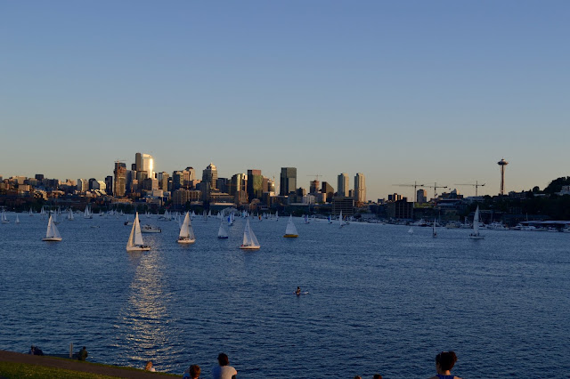 seattle skyline form gas works park