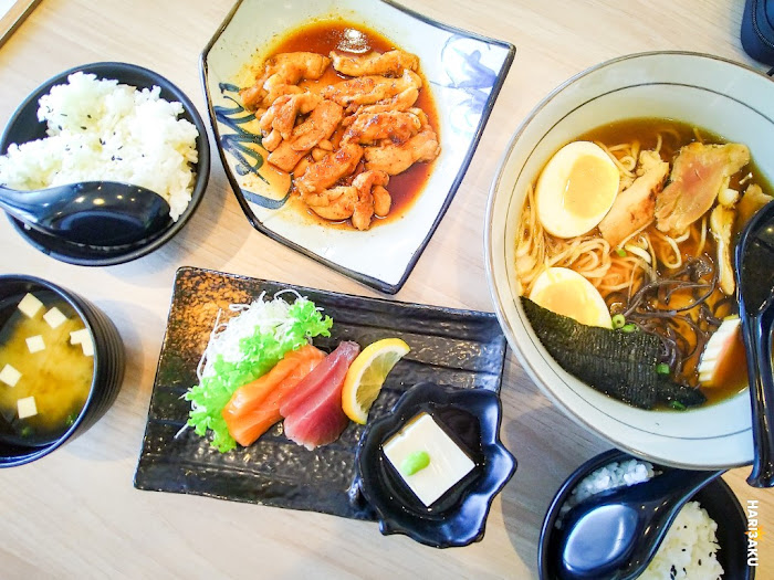 Shoyu ramen dan set sashimi bersama tori karubi di Nippon Sushi