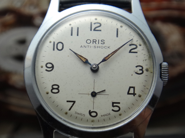 48) ***ORIS VINTAGE SUB SECOND WINDING WATCH ( SOLD )