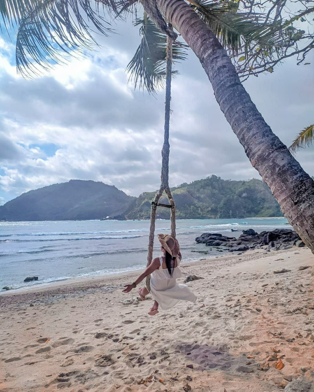 Pantai Wediombo Gunung Kidul Yogyakarta