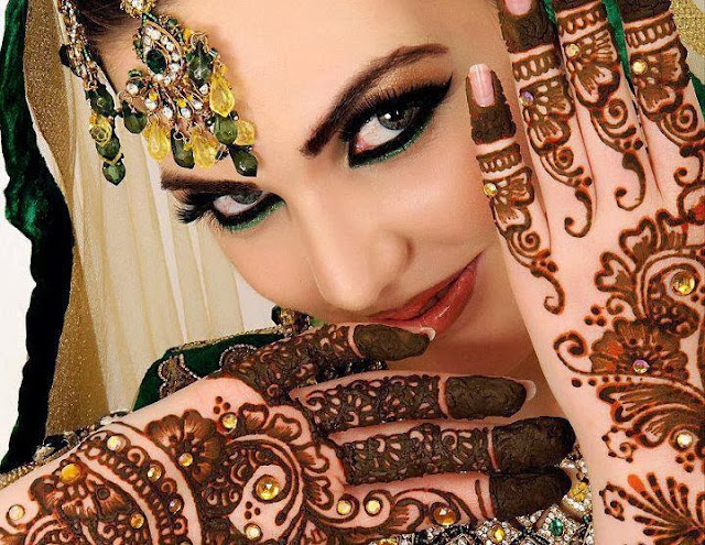 Pakistani Bradal Mehndi Designs Wallpapers Free Download