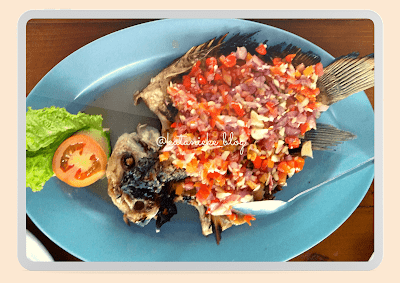 Ikan gurame sambal dabu-dabu di O Seafood Kediri