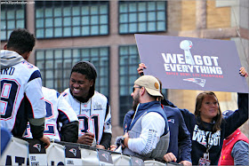 Eslogan en el Desfile de los Patriots por la Celebración de la Super Bowl LIII