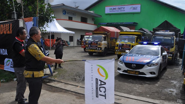 ACT Kirim 20 Truk Pangan & Logistik untuk Korban Tsunami Selat Sunda