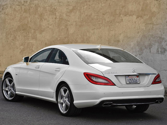 Mercedes-Benz CLS550 images 2012