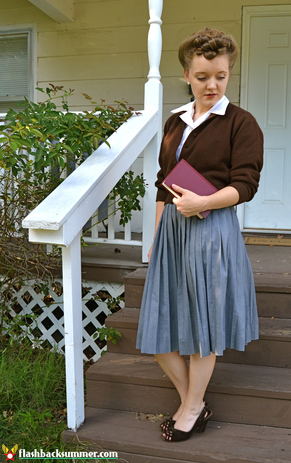 Flashback Summer: Subtle Winterizing and a Sewn-Up 1940s Blouse Pattern - 1940s vintage outfit