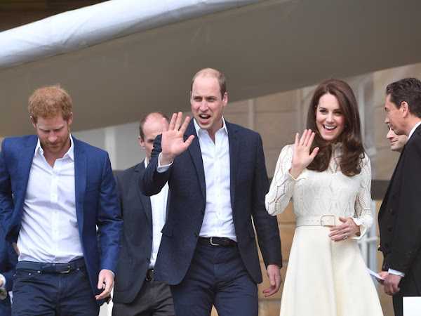 Przyjęcie dla dzieci w Pałacu Buckingham + więcej.