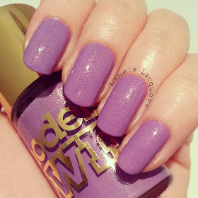 new-models-own-luxe-collection-pear-purple-swatch-nails