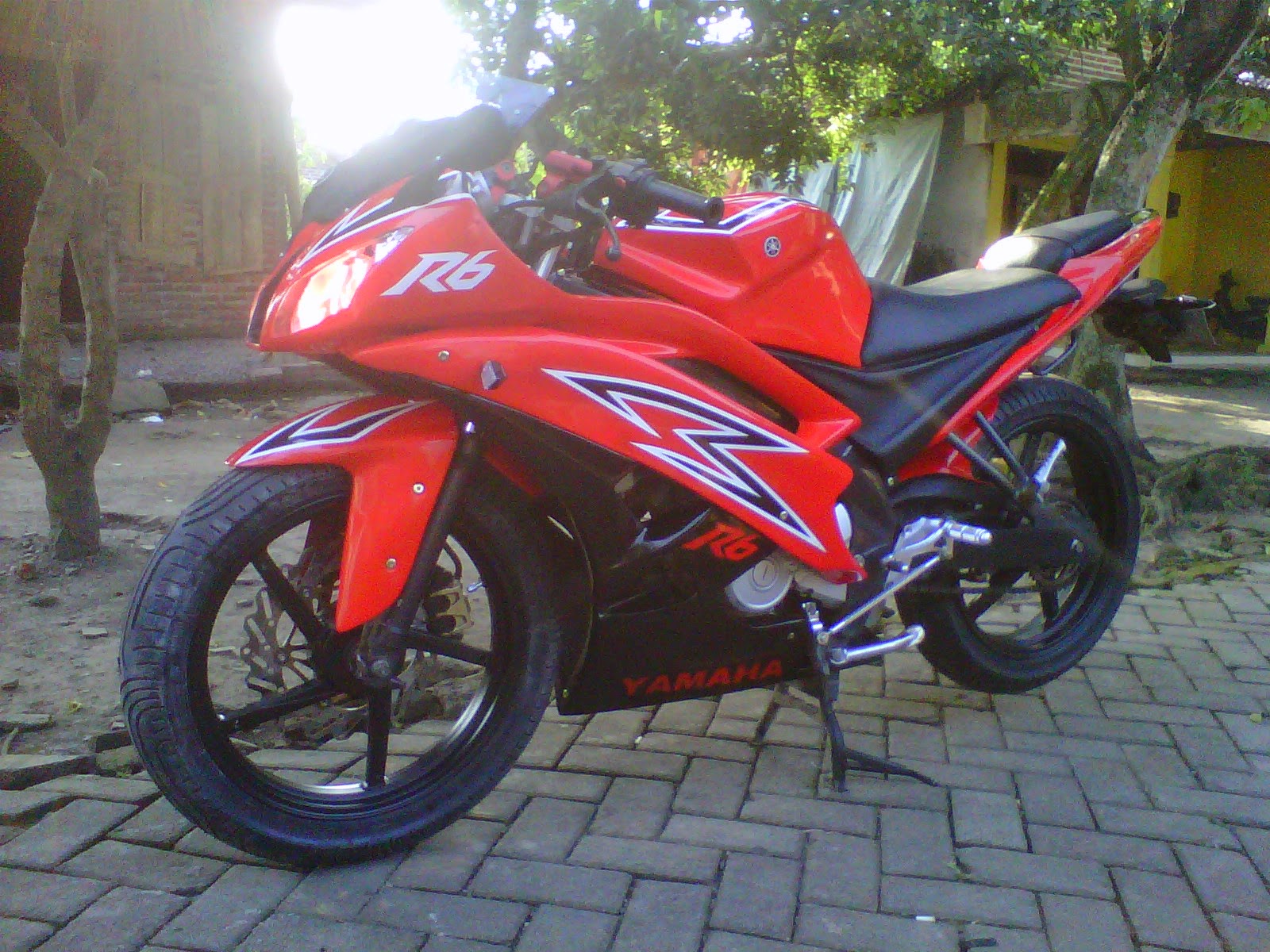 Sentral Modifikasi Jawa Timur: Old Vixion Modif R6