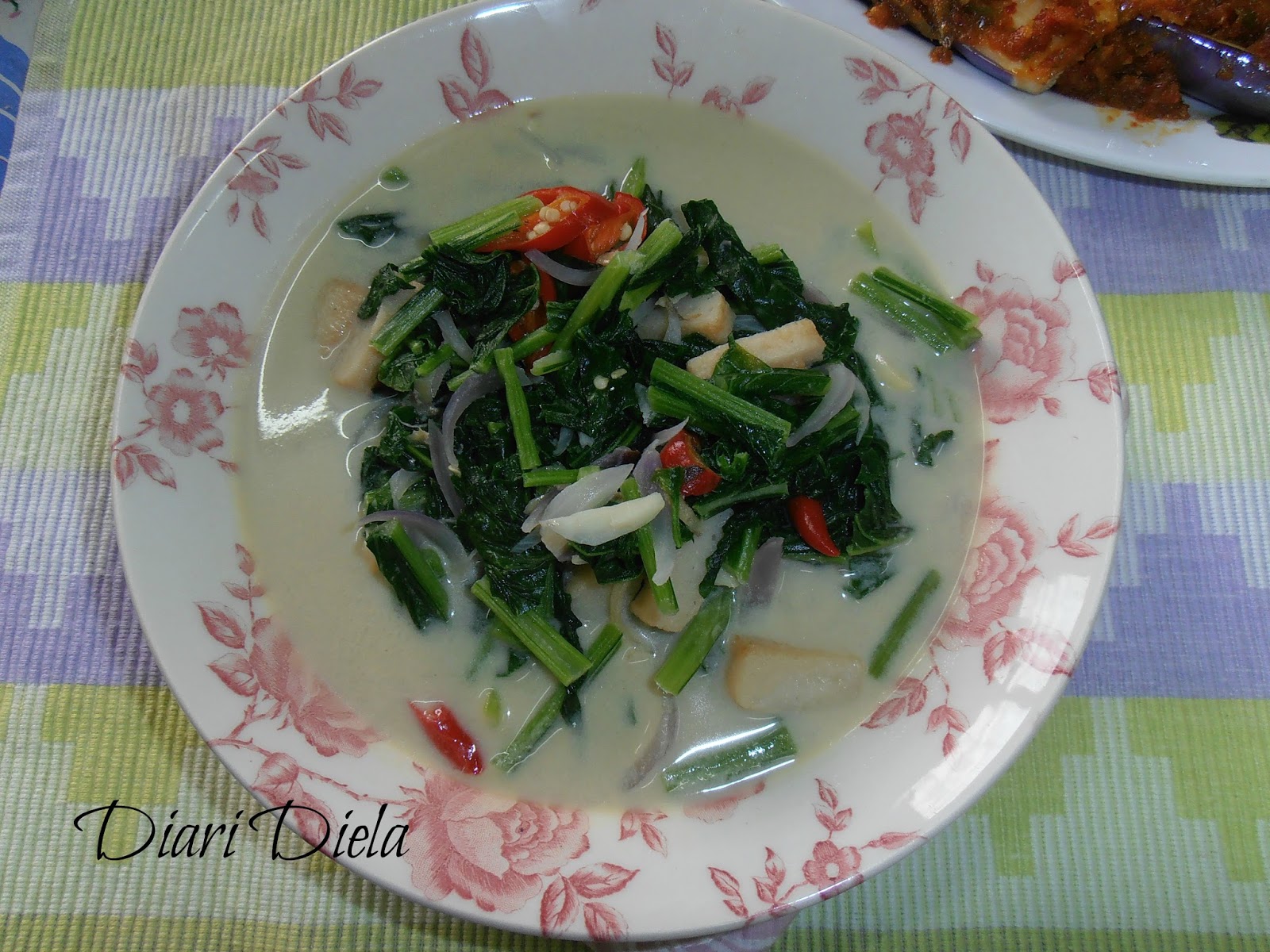 DIARI DIELA: Sayur Lemak Sawi Hijau