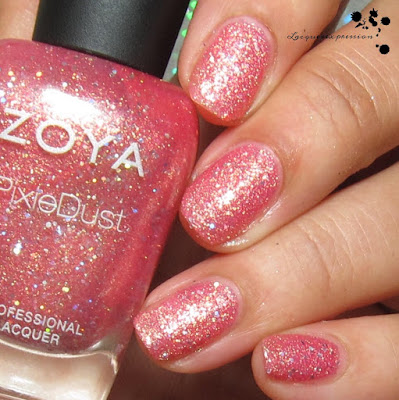 nail polish swatch of Zooey by zoya from the seashells collection