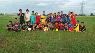 Anak Didik SSB Tangerang Stars Soccer  rutin Asah Kemampuan Olah Si Kulit Bundar