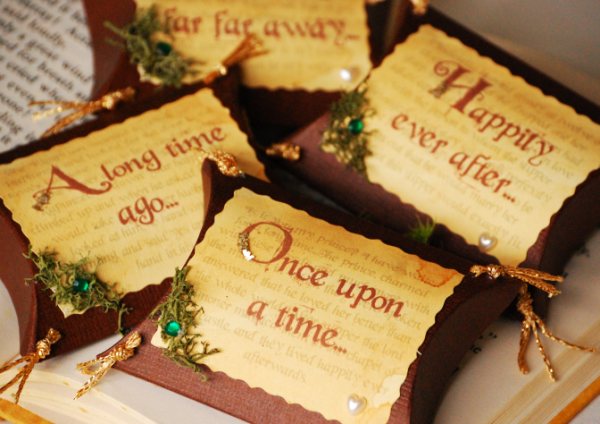 Joanne has created these stunning Enchanted Fairytale Pillow Favour Boxes