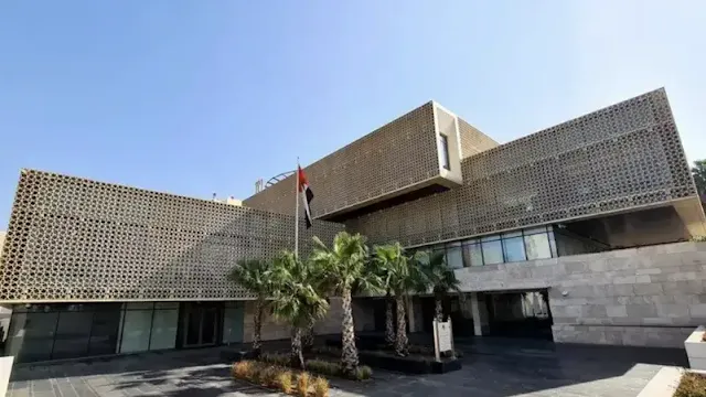 إعادة فتح سفارة الإمارات في لبنان، العلاقات الإماراتية اللبنانية، دعم لبنان، الإمارات، بيروت، العلاقات الدبلوماسية. إعادة فتح سفارة الإمارات في لبنان، العلاقات الإماراتية اللبنانية، دعم لبنان، الإمارات، بيروت، العلاقات الدبلوماسية.