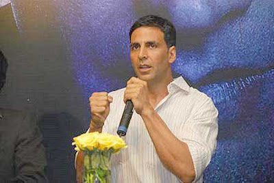 Akshay Kumar Nagesh Kukunoor 8x10 Tasveer Media Meet Photos