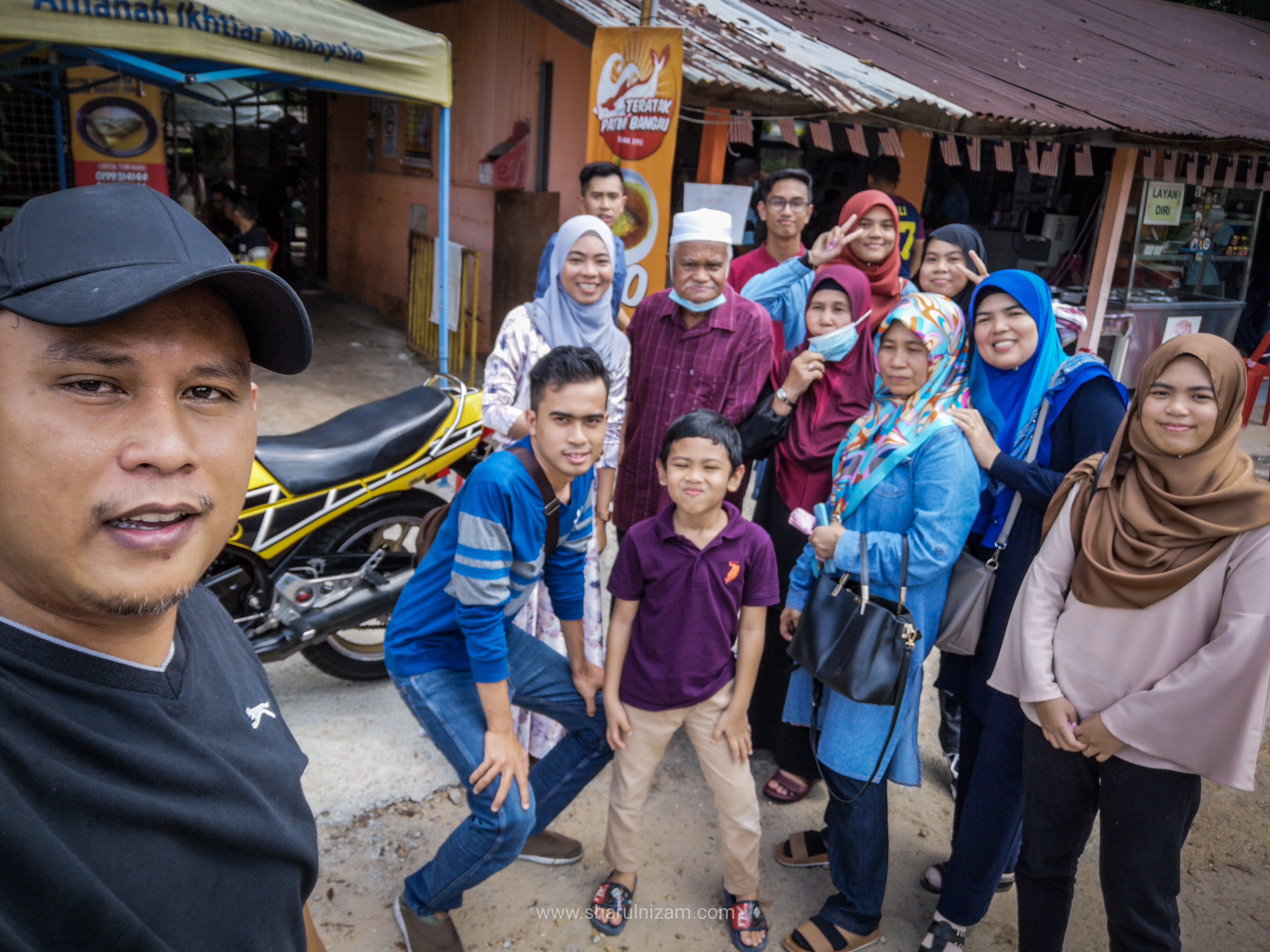 Makan Tengah Hari Di Teratak Patin Bangau, Temerloh