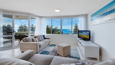 https://www.accomcaloundra.com.au/accommodation/Bulcock-Beach/Apartment