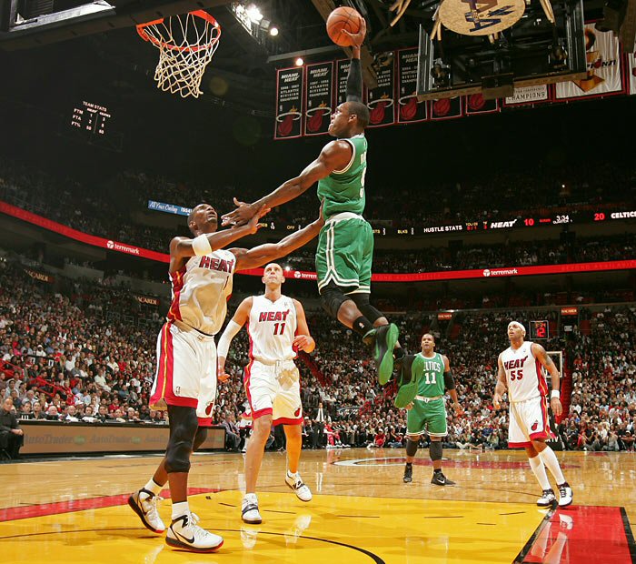 paul pierce dunking on chris bosh. +dunking+on+chris+osh